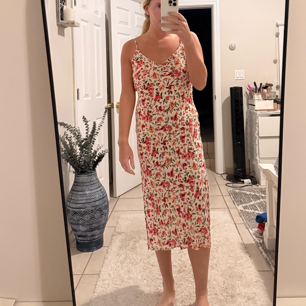 Floral wedding dress